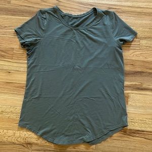 Olive green Lululemon scoop neck T